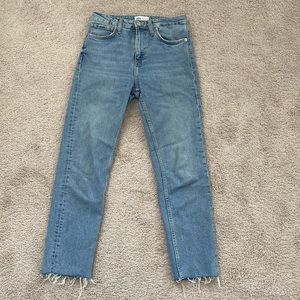 Zara jeans size 4
